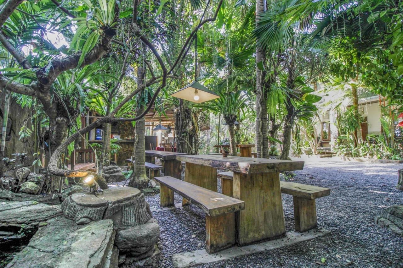 Hotel The Galuh Pekutatan Pulukan Exteriér fotografie