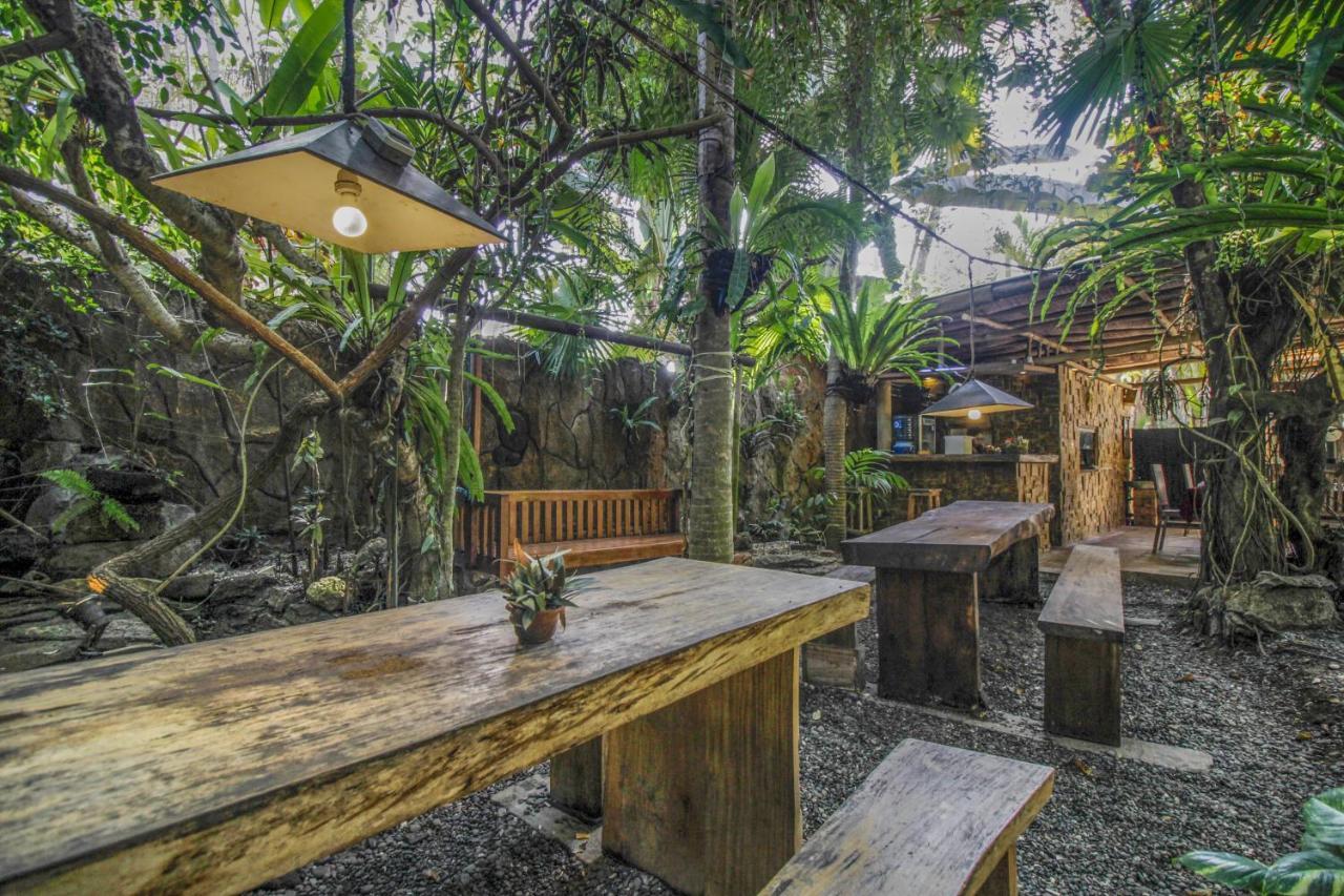 Hotel The Galuh Pekutatan Pulukan Exteriér fotografie
